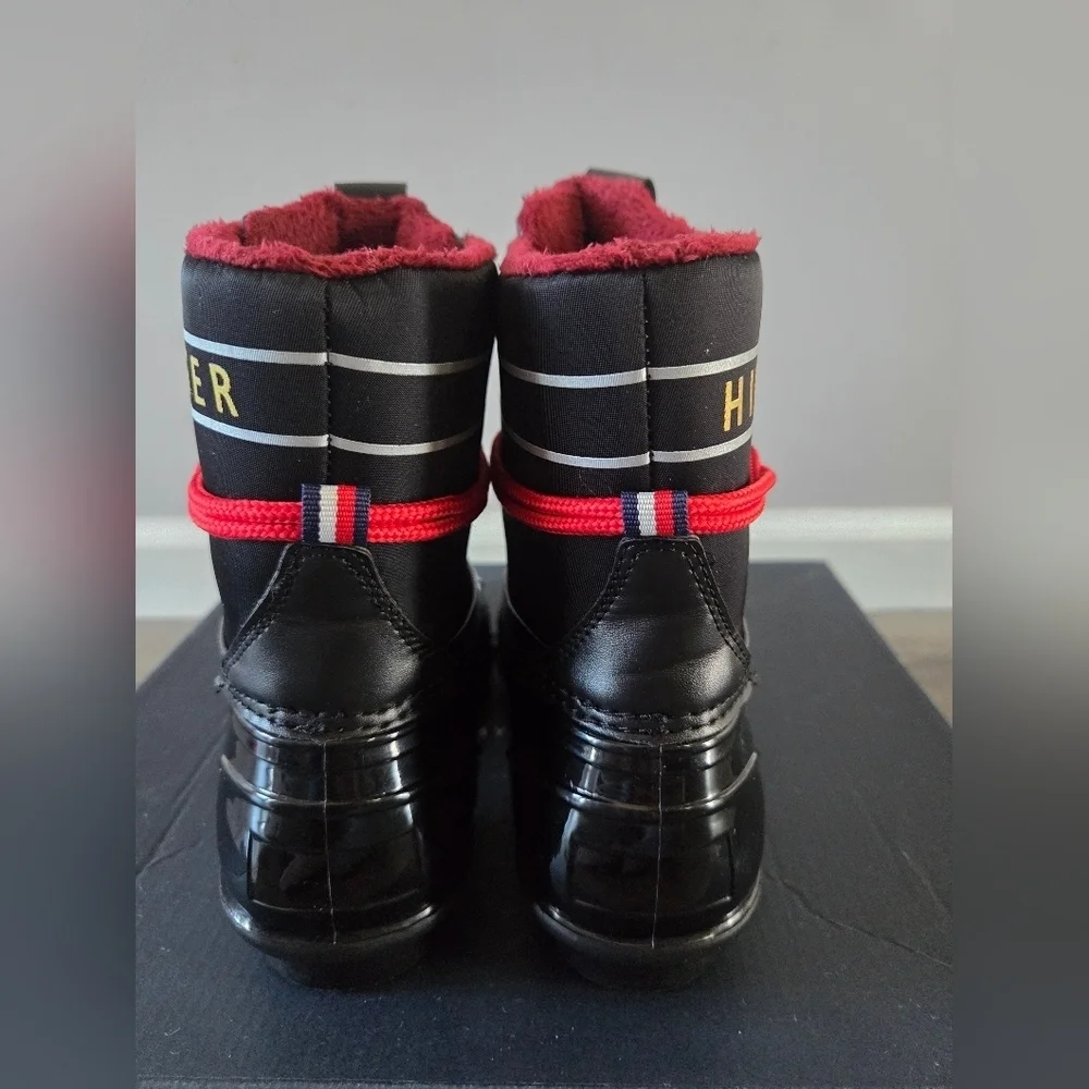 Tommy Hilfiger stylish black